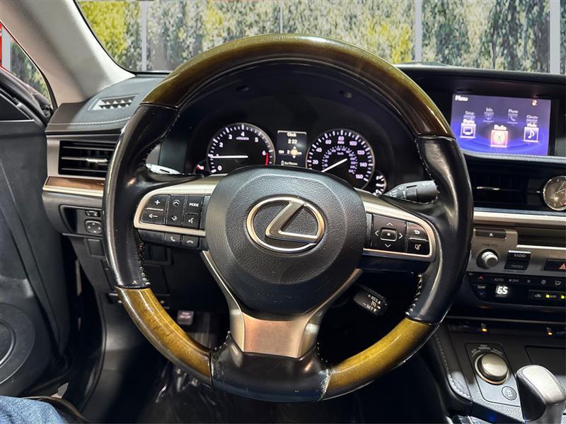 used 2016 Lexus ES 350 car, priced at $15,977