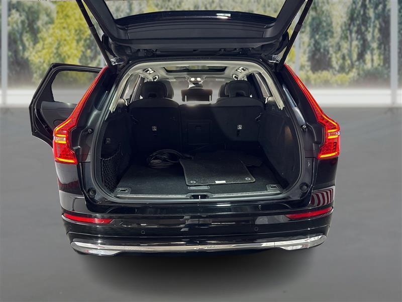 used 2023 Volvo XC60 Recharge Plug-In Hybrid car, priced at $23,777