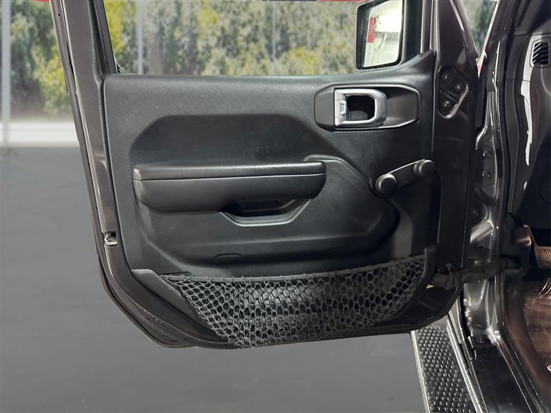 used 2021 Jeep Wrangler Unlimited car, priced at $24,977