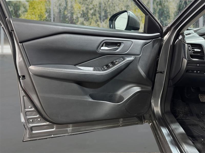 used 2024 Nissan Rogue car, priced at $20,977