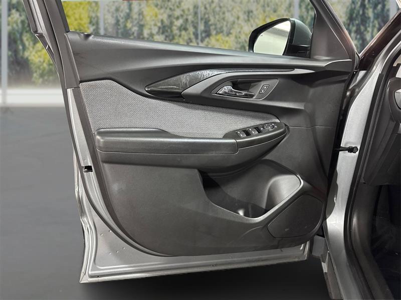 used 2023 Chevrolet TrailBlazer car, priced at $18,977