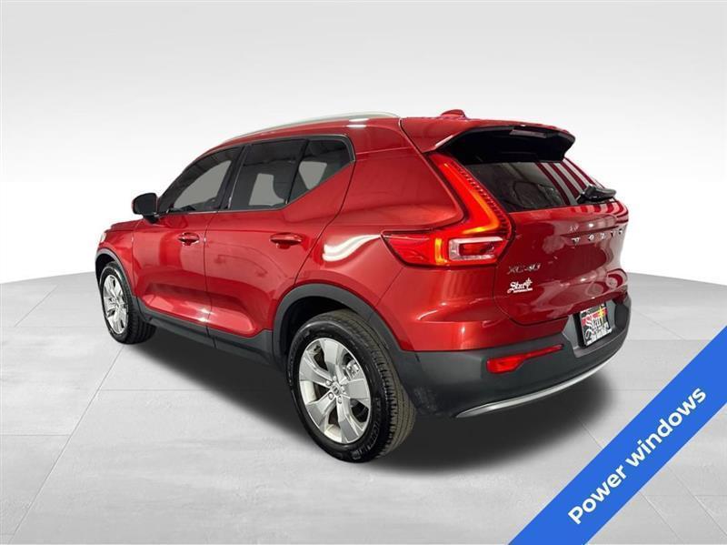 used 2021 Volvo XC40 car, priced at $21,855