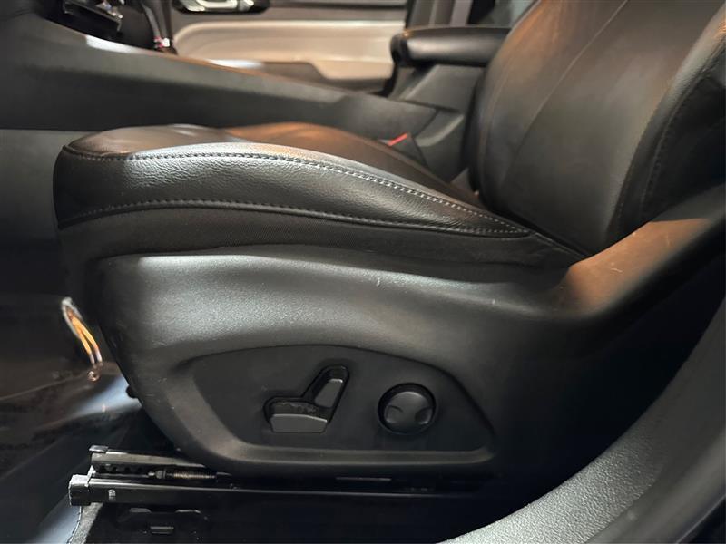 used 2022 Jeep Compass car, priced at $20,933