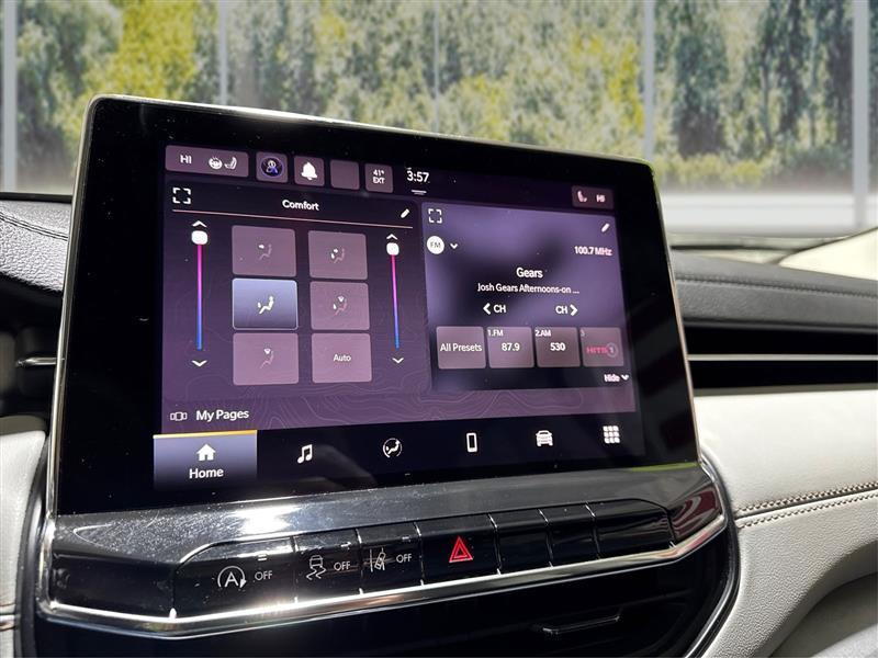 used 2022 Jeep Compass car, priced at $20,933