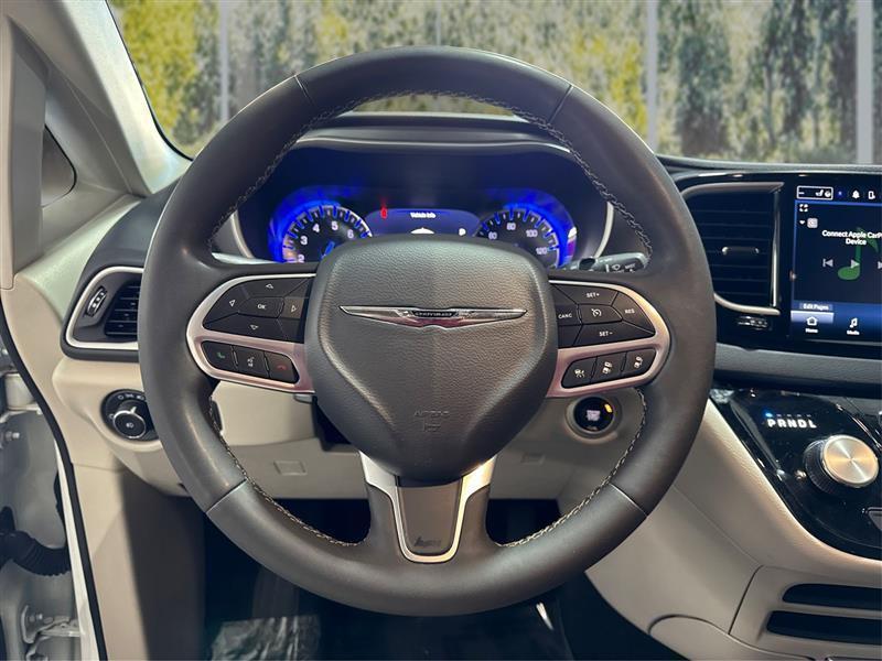 used 2023 Chrysler Pacifica car, priced at $23,555