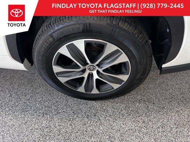 used 2021 Toyota Highlander car, priced at $29,148