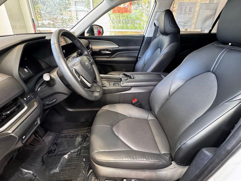 used 2024 Toyota Grand Highlander car, priced at $42,647