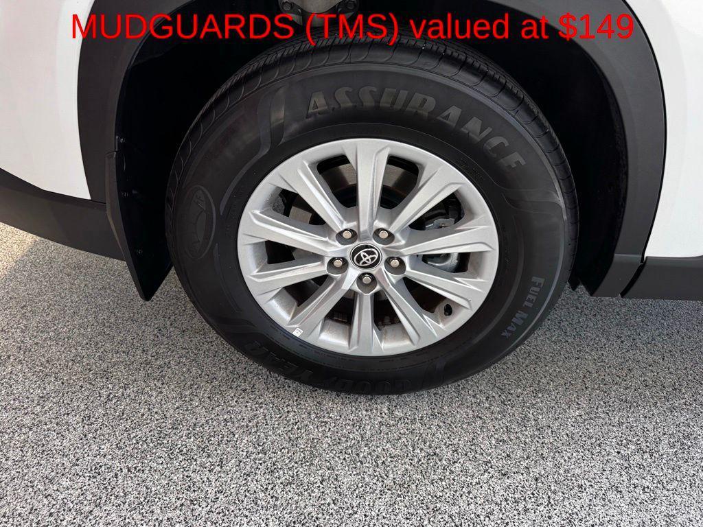 used 2024 Toyota Grand Highlander car, priced at $42,647