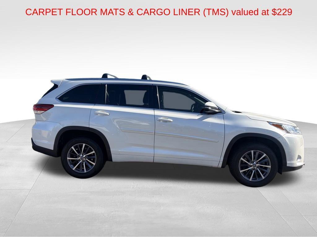 used 2018 Toyota Highlander car, priced at $26,388