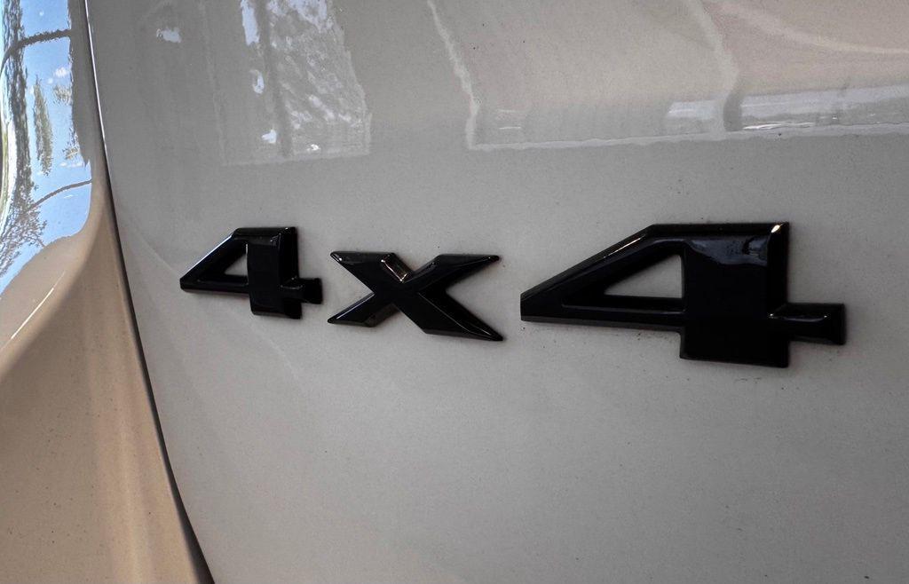 used 2021 Jeep Grand Cherokee car, priced at $23,347