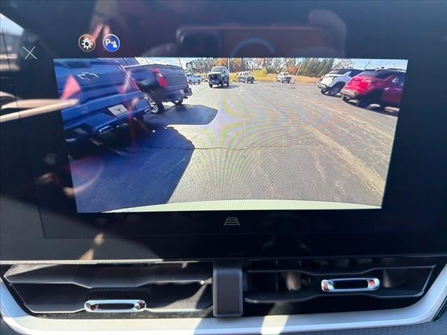 new 2026 Chevrolet Equinox car, priced at $30,320