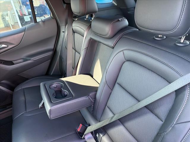 new 2026 Chevrolet Equinox car, priced at $30,320