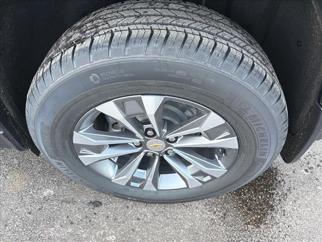 new 2026 Chevrolet Equinox car, priced at $32,415