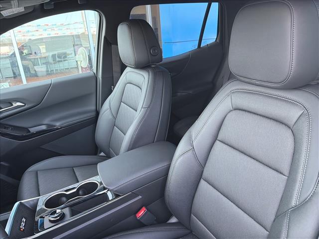 new 2026 Chevrolet Equinox car, priced at $32,415