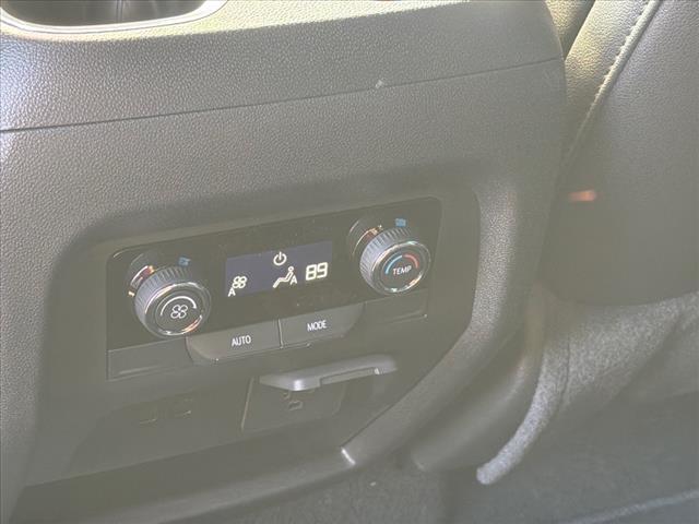 new 2026 Chevrolet Traverse car, priced at $46,144