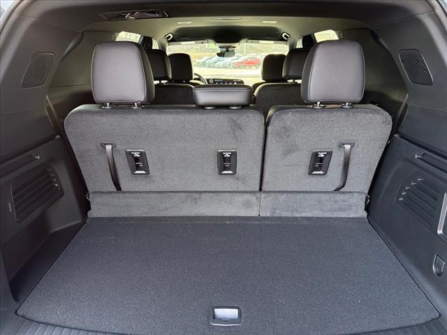 new 2026 Chevrolet Traverse car, priced at $46,144