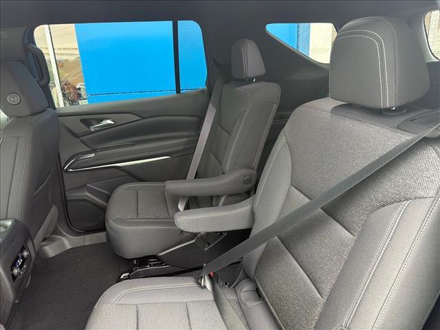 new 2026 Chevrolet Traverse car, priced at $39,901