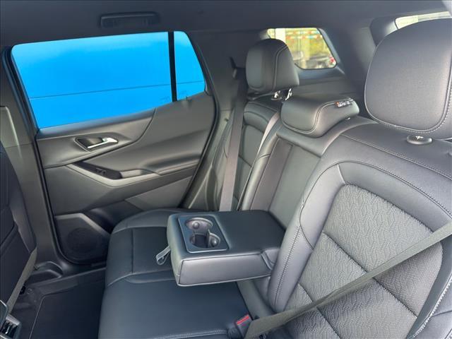 new 2026 Chevrolet Equinox car, priced at $33,160