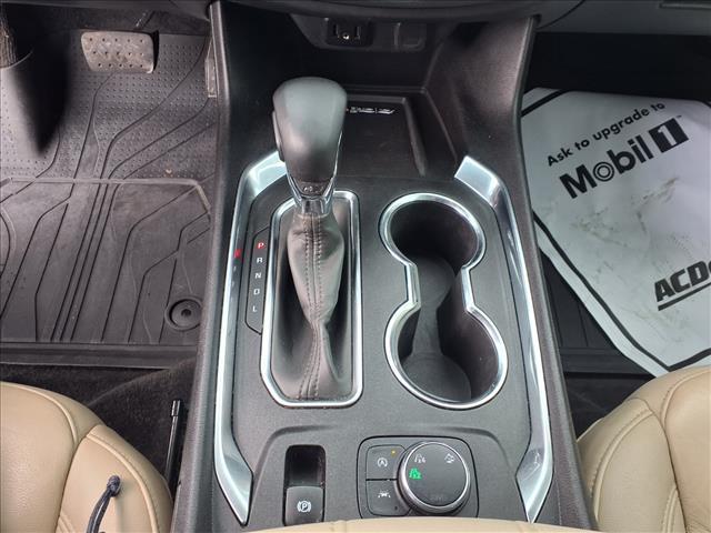 used 2023 Chevrolet Traverse car, priced at $23,990