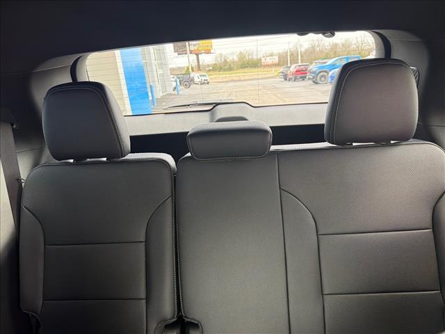 new 2026 Chevrolet Traverse car, priced at $41,220