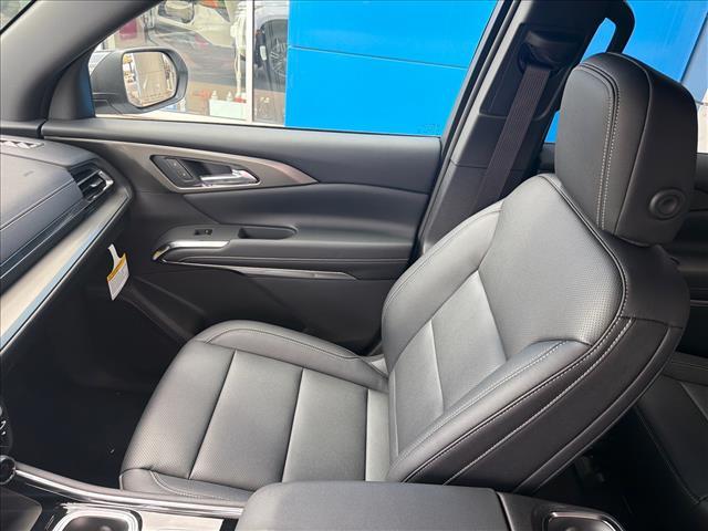 new 2026 Chevrolet Traverse car, priced at $41,220