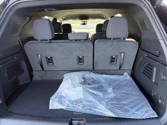 new 2026 Chevrolet Traverse car, priced at $41,240