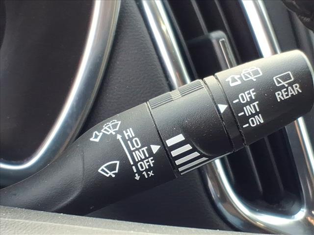 used 2021 Chevrolet Equinox car, priced at $16,800