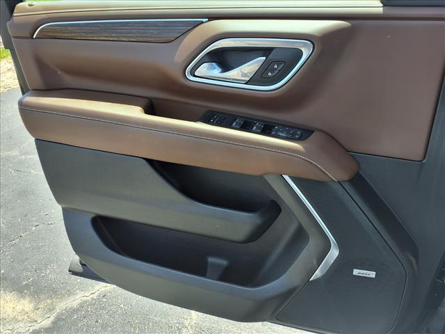 used 2023 Chevrolet Suburban car