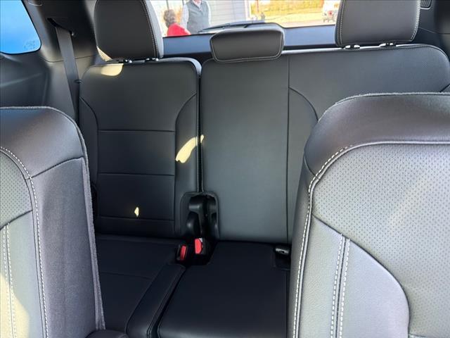 new 2026 Chevrolet Traverse car, priced at $46,270