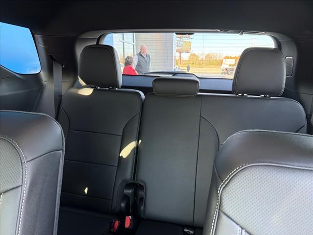 new 2026 Chevrolet Traverse car, priced at $46,270