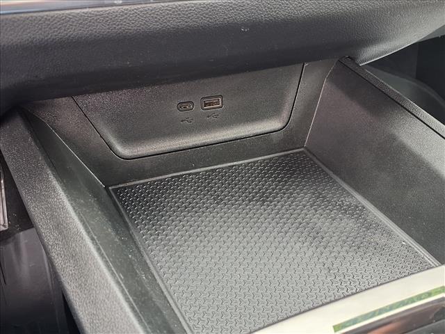 used 2025 Chevrolet Equinox car, priced at $31,990