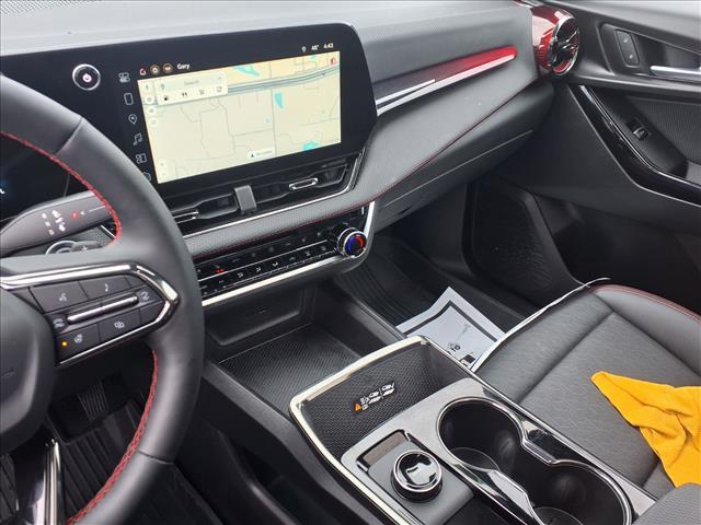 used 2025 Chevrolet Equinox car, priced at $31,990