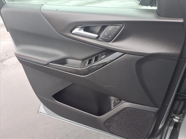 used 2025 Chevrolet Equinox car, priced at $31,990