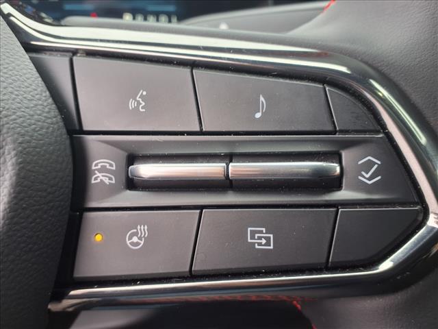 used 2025 Chevrolet Equinox car, priced at $31,990