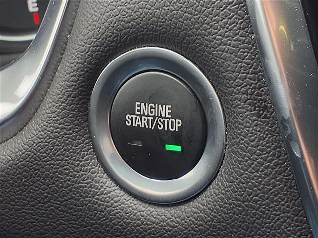 used 2022 Chevrolet Traverse car, priced at $31,495