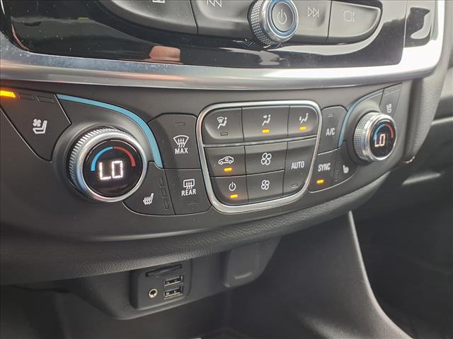 used 2022 Chevrolet Traverse car, priced at $31,495