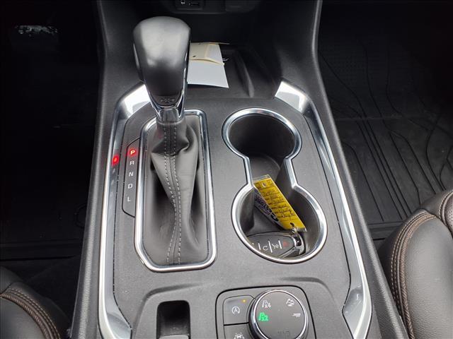 used 2022 Chevrolet Traverse car, priced at $31,495