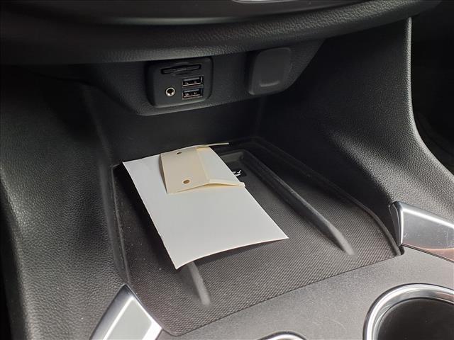 used 2022 Chevrolet Traverse car, priced at $31,495