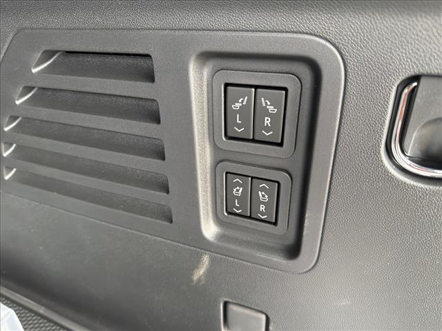 new 2026 Chevrolet Traverse car, priced at $55,615