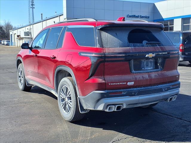 used 2024 Chevrolet Traverse car, priced at $33,990