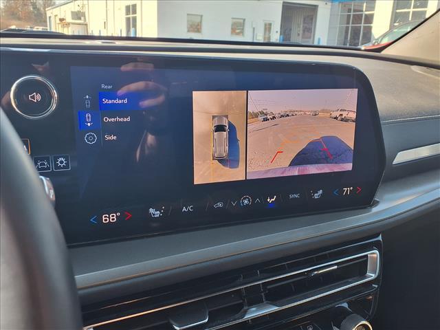 used 2024 Chevrolet Traverse car, priced at $33,990