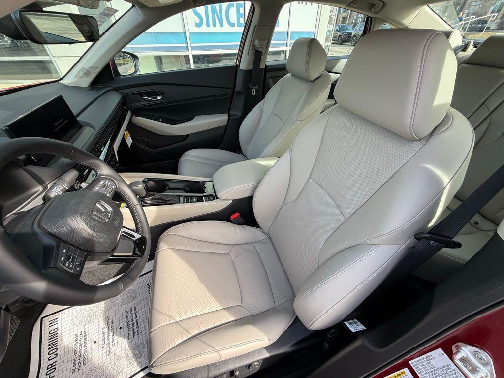 new 2025 Honda Accord Hybrid car, priced at $35,080