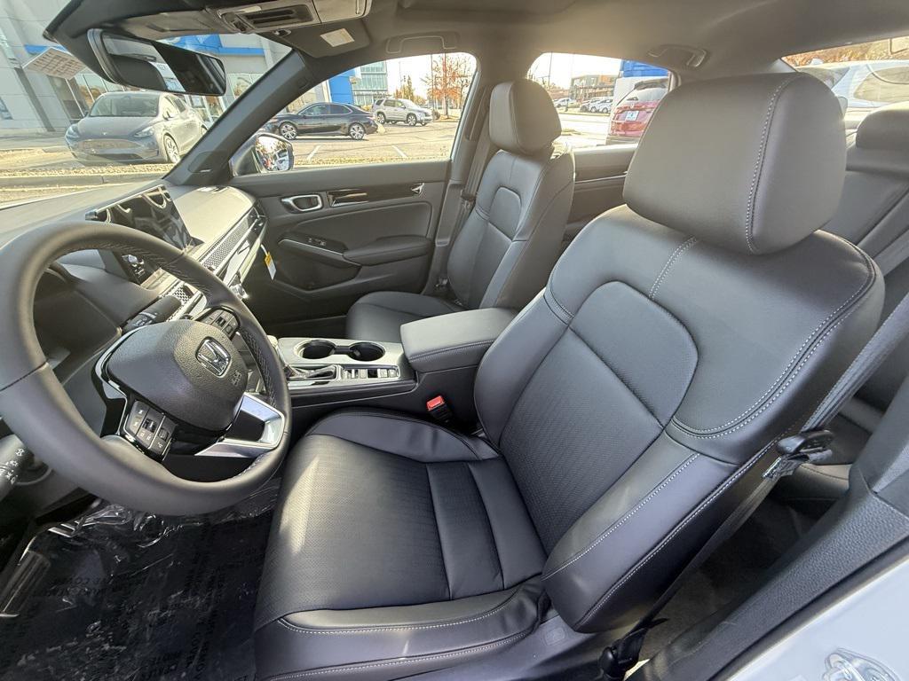 new 2026 Honda Civic Hybrid car, priced at $31,900