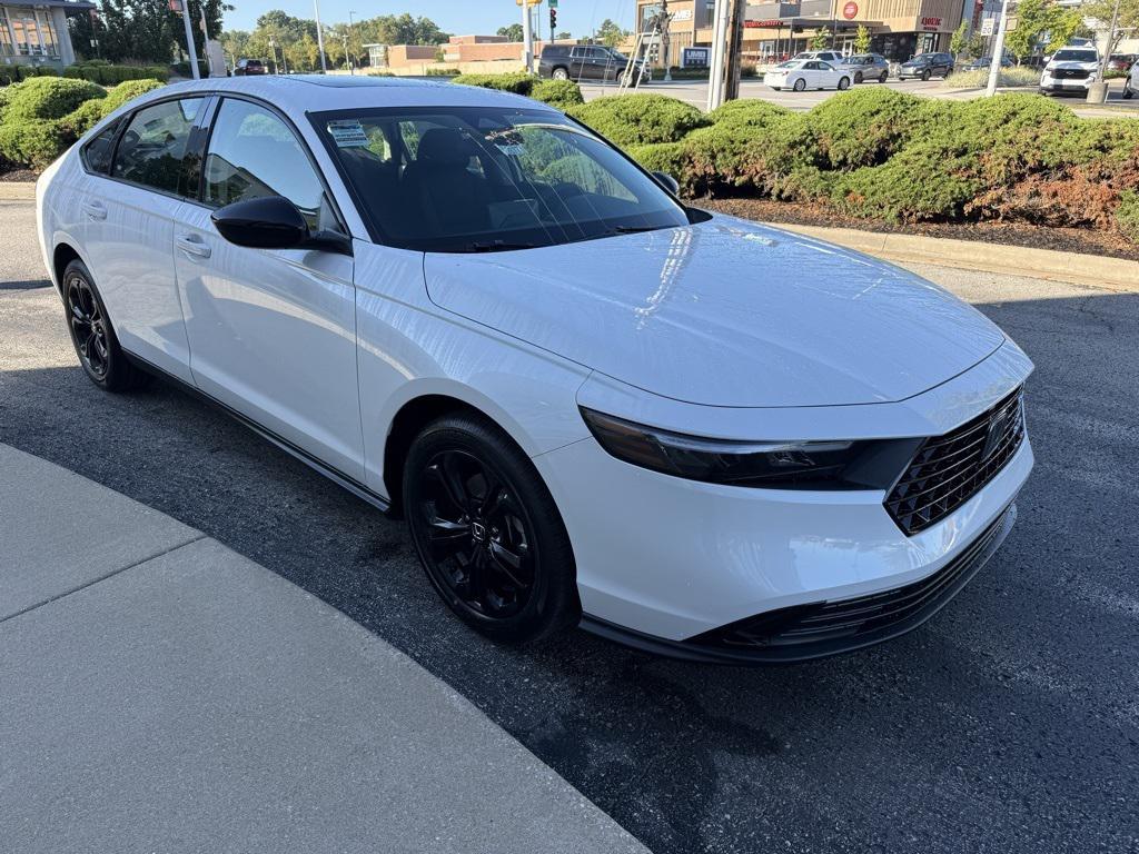 new 2025 Honda Accord car, priced at $31,165