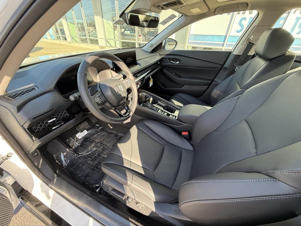 new 2025 Honda Accord Hybrid car, priced at $35,300