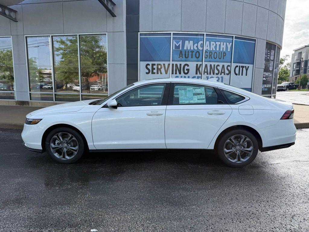 new 2026 Honda Accord Hybrid car, priced at $36,444
