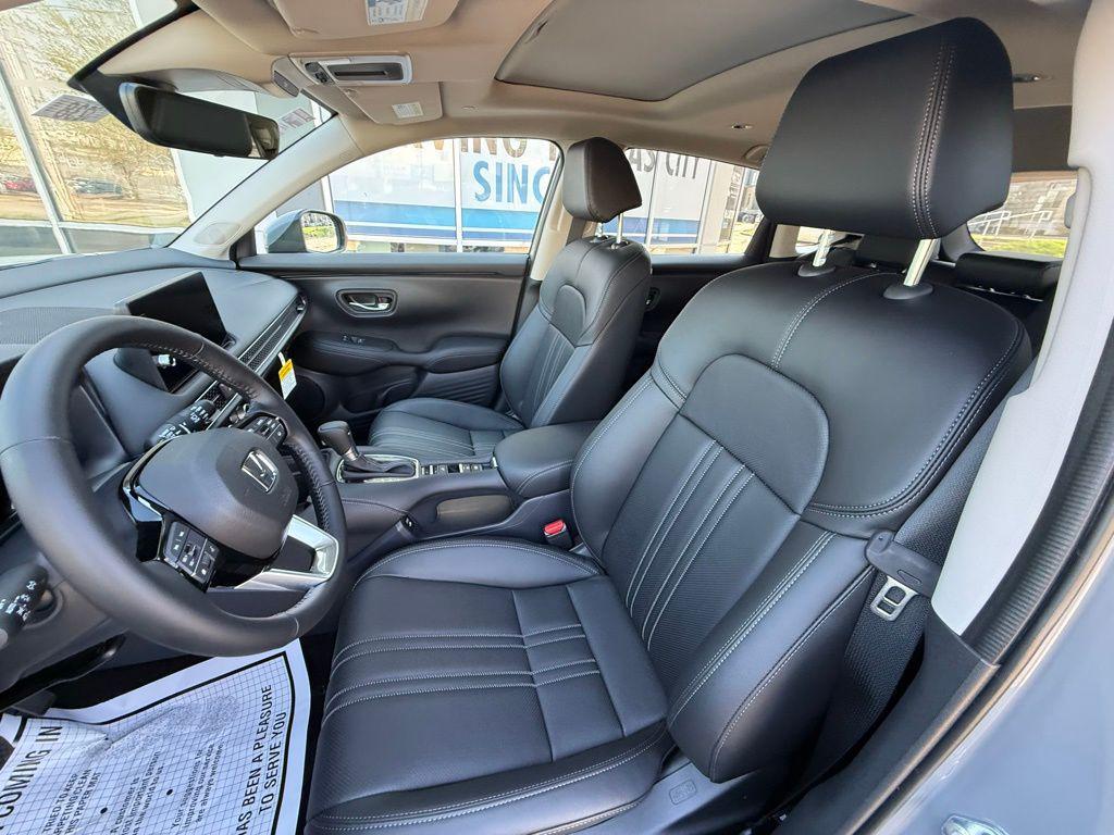 new 2026 Honda HR-V car, priced at $33,699