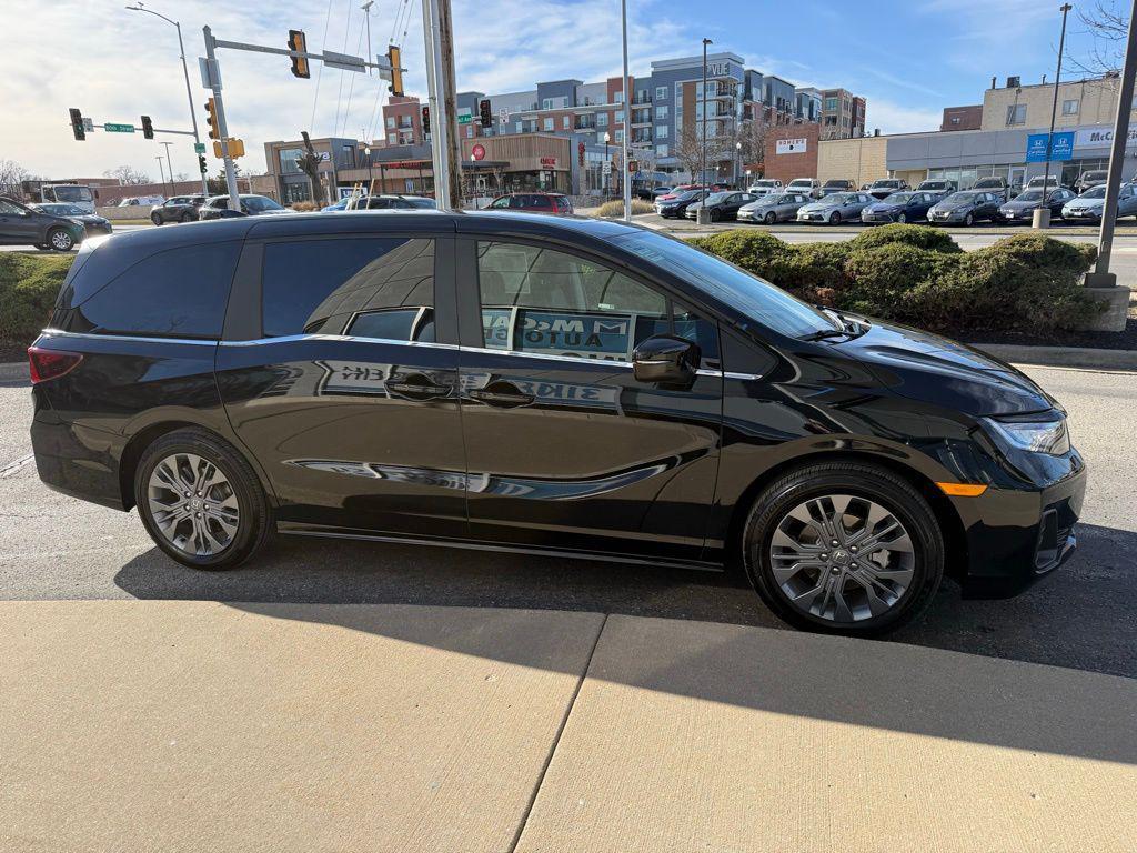used 2026 Honda Odyssey car, priced at $45,000