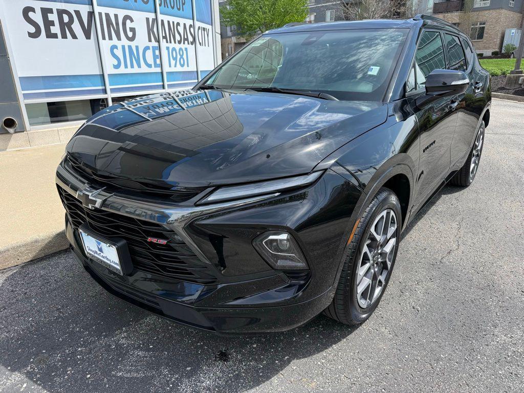 used 2025 Chevrolet Blazer car, priced at $31,299