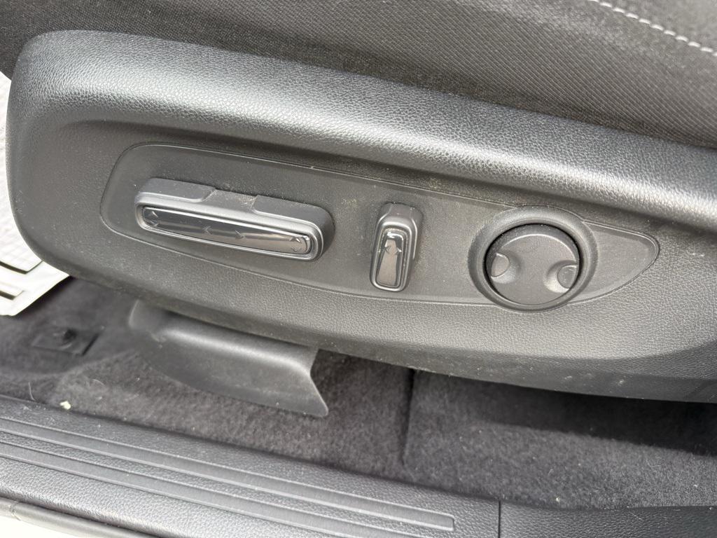 used 2023 Honda CR-V car, priced at $29,300